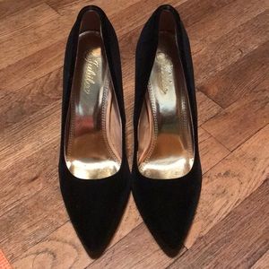 Black velvet Heels